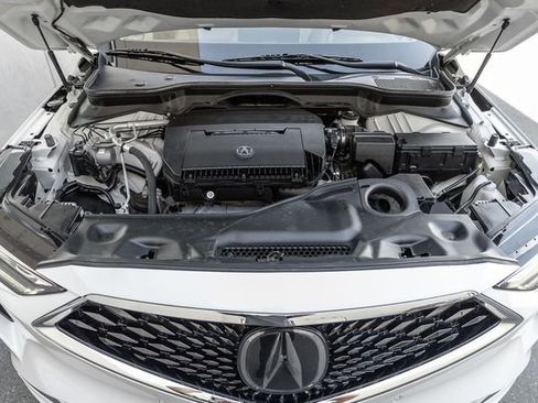 Used 2024 Acura MDX SH-AWD w/ Technology Package image 17