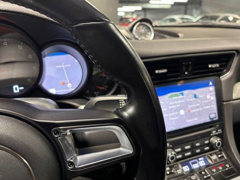 Used 2017 Porsche 911 Carrera S image 15