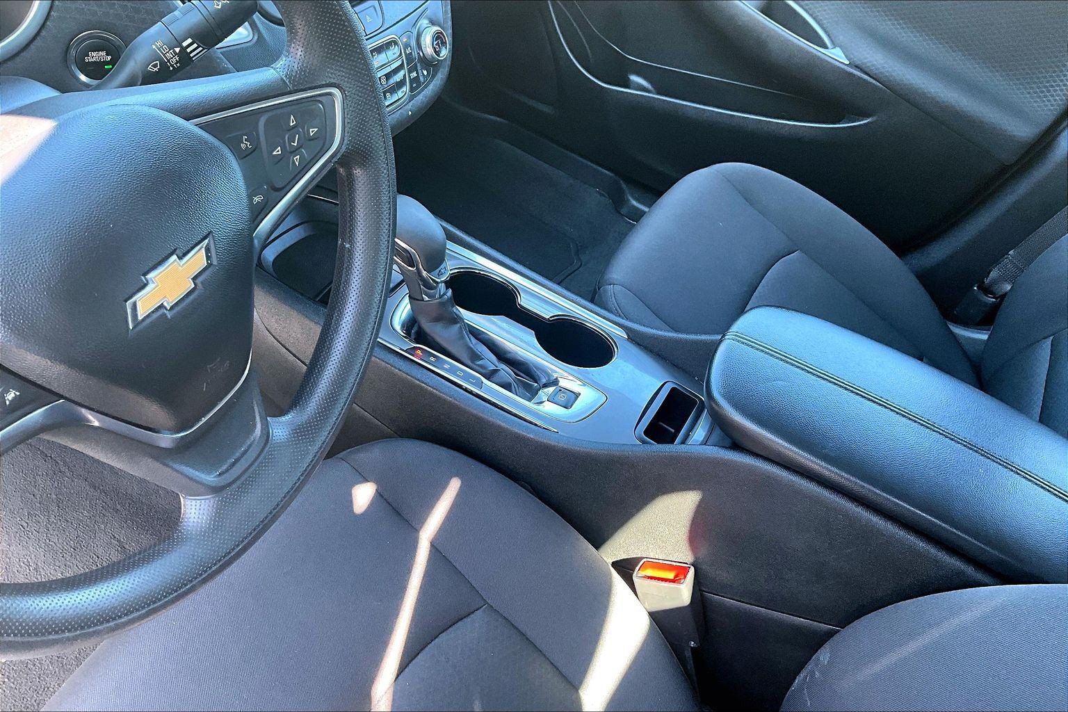 Used 2024 Chevrolet Malibu LT FWD image 20