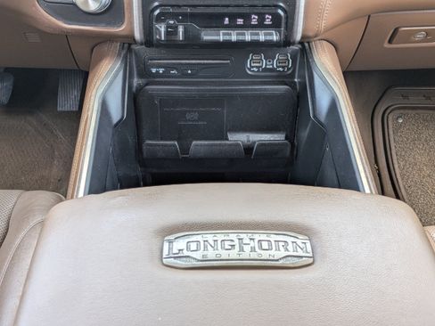 Certified 2019 RAM 1500 Limited RWD image 17