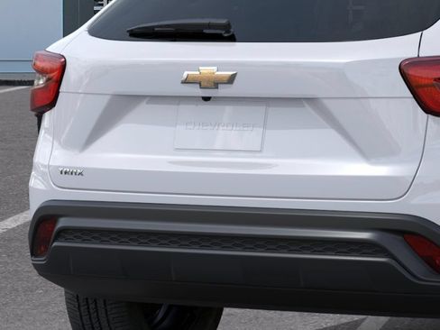 New 2026 Chevrolet Trax LS FWD image 14