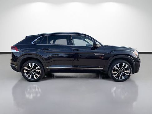 Used 2023 Volkswagen Atlas Cross Sport SEL Premium R-Line AWD/4WD image 2
