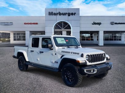 New 2025 Jeep Gladiator Sport