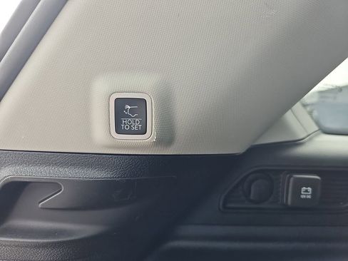 Used 2022 Jeep Grand Cherokee Limited 4xe AWD/4WD image 18