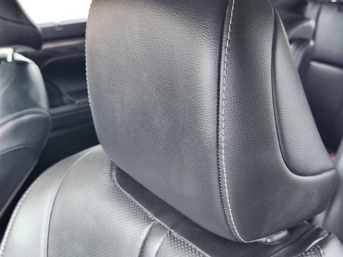 Used 2020 Toyota Highlander Limited image 22