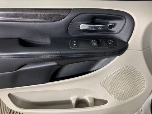 Used 2016 Dodge Grand Caravan SE w/ Quick Order Package 29E SE image 25