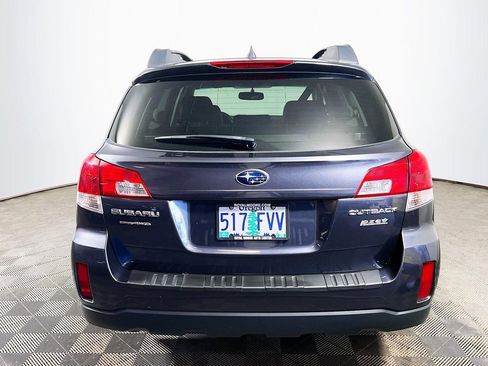 Used 2012 Subaru Outback 2.5i Limited AWD/4WD image 6