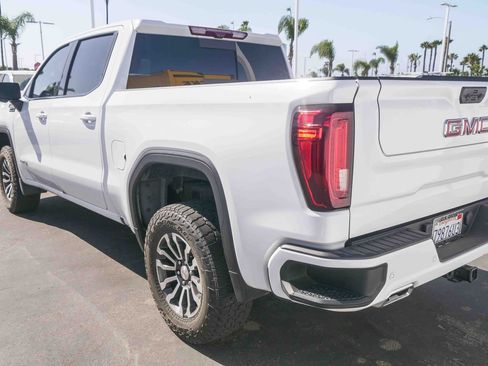 Used 2023 GMC Sierra 1500 AT4 w/ AT4 Premium Package AWD/4WD image 7