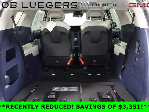 Used 2025 Kia Carnival SX Prestige FWD image 9