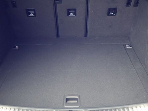 New 2026 Porsche Macan Turbo image 22