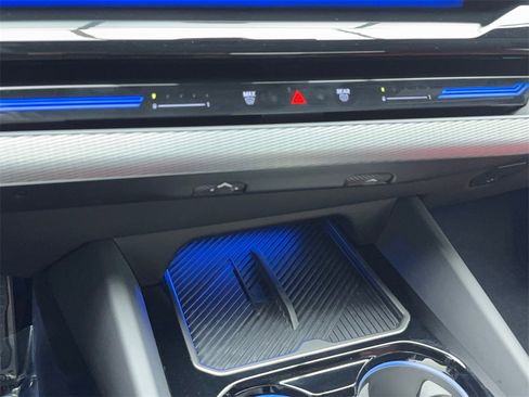 Used 2026 BMW 530i xDrive image 31