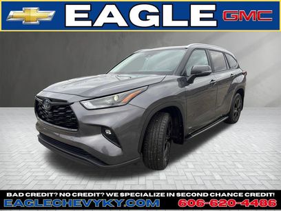 Used 2024 Toyota Highlander XLE