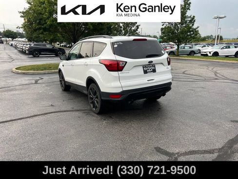 Used 2019 Ford Escape SE FWD image 7