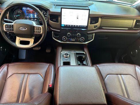 Used 2022 Ford Expedition Max Limited RWD image 15