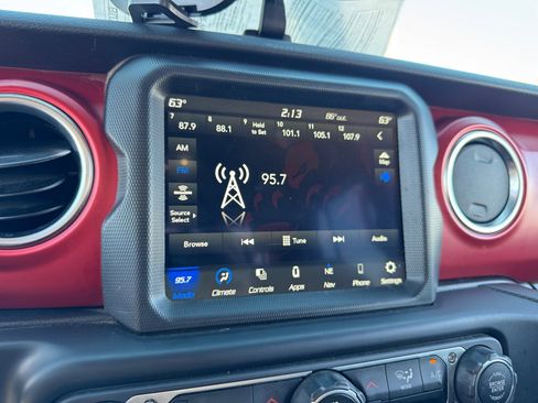 Used 2023 Jeep Gladiator Rubicon w/ Trailer Tow Package image 12