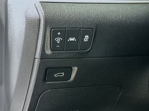 Used 2024 Kia K5 GT-Line image 10