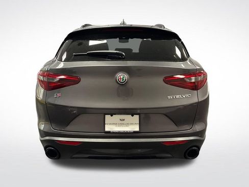 Used 2022 Alfa Romeo Stelvio Sprint AWD/4WD image 4