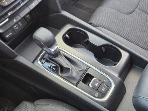 Used 2019 Hyundai Santa Fe SEL image 21