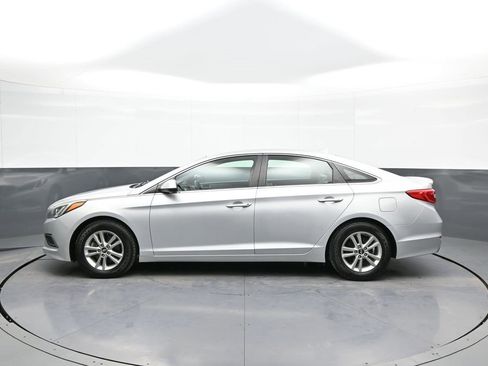Used 2017 Hyundai Sonata SE image 9