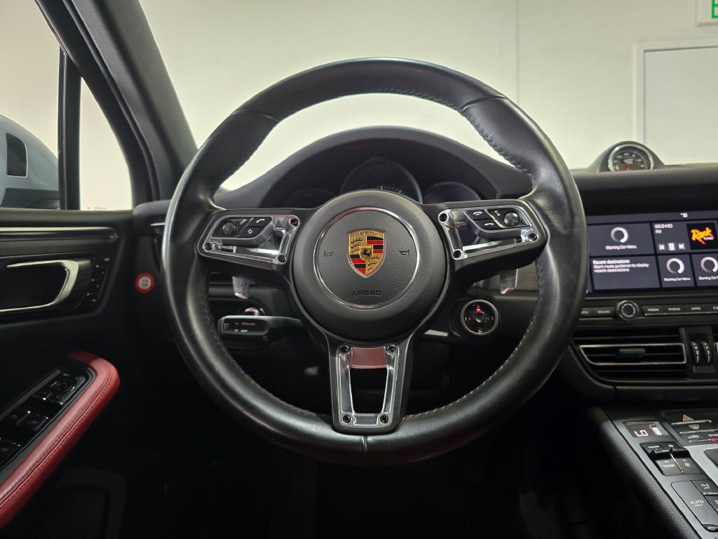 Used 2021 Porsche Macan GTS w/ Premium Package Plus (PF9) AWD/4WD image 10