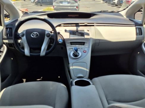 Used 2012 Toyota Prius Three FWD image 2