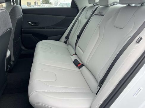 New 2026 Hyundai Elantra Limited image 18