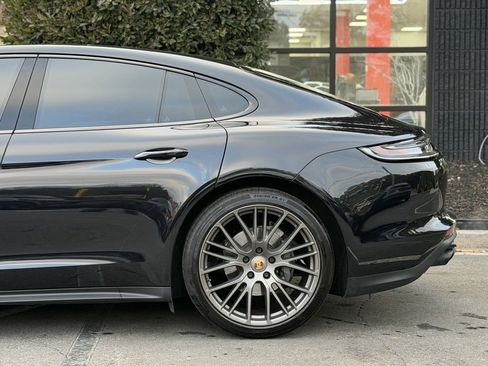 Used 2023 Porsche Panamera Platinum Edition image 11