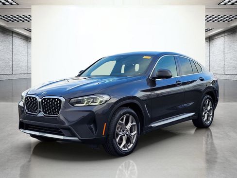 Certified 2022 BMW X4 xDrive30i image 11