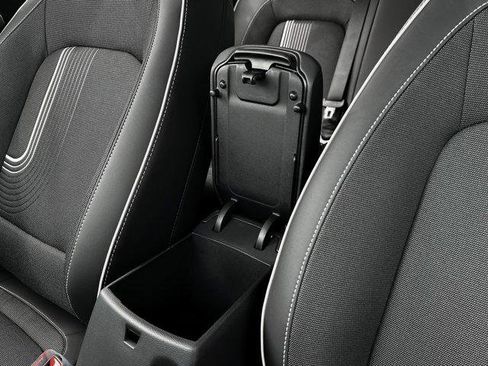 New 2025 Hyundai Venue Limited image 18