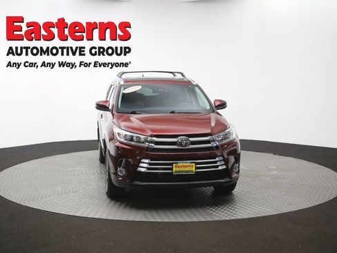 Used 2019 Toyota Highlander Limited Platinum AWD/4WD image 57