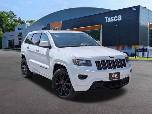 Used 2015 Jeep Grand Cherokee Altitude AWD/4WD image 1