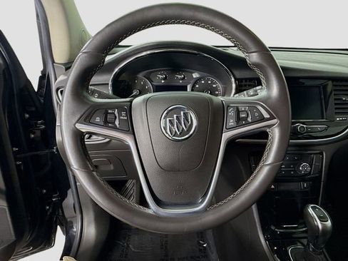 Used 2022 Buick Encore Preferred w/ Safety Package image 11