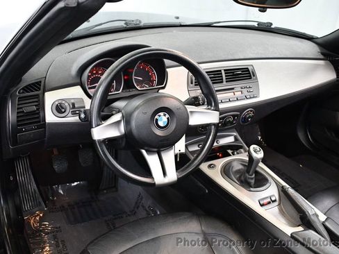 Used 2003 BMW Z4 3.0i RWD image 10