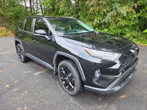 Used 2023 Toyota RAV4 XLE Premium AWD/4WD image 3