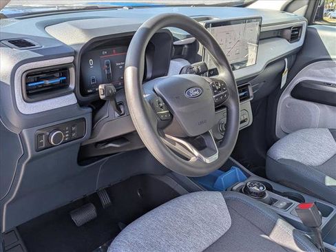 New 2026 Ford Maverick XLT image 3