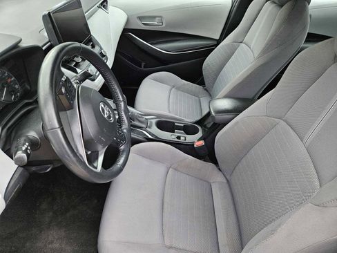 Used 2023 Toyota Corolla SE image 13