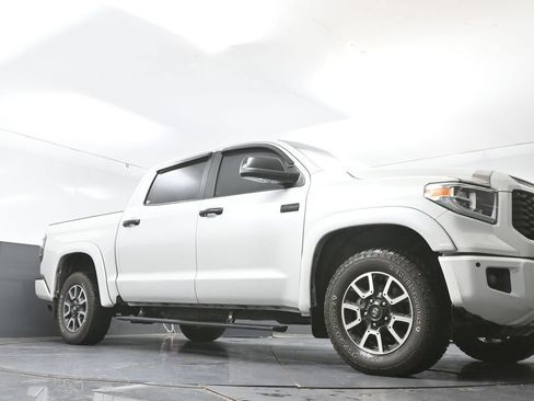 Used 2021 Toyota Tundra Platinum AWD/4WD image 25