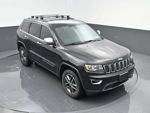 Used 2017 Jeep Grand Cherokee Limited AWD/4WD image 23
