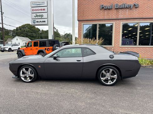 Used 2020 Dodge Challenger R/T Scat Pack w/ Plus Package image 3