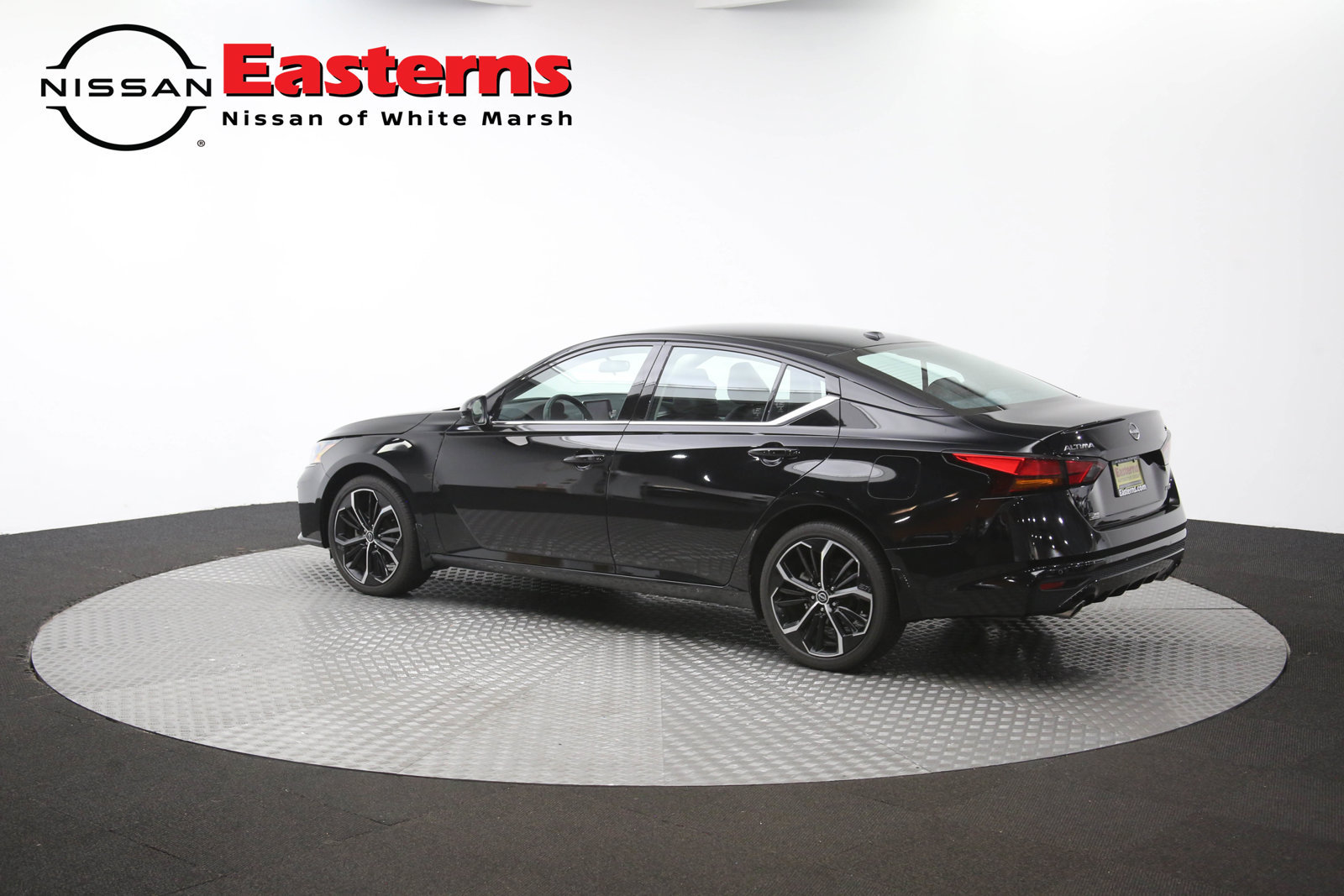 Used 2025 Nissan Altima 2.5 SR AWD/4WD image 62
