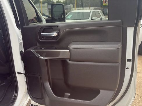 Used 2023 GMC Sierra 2500 AT4 w/ AT4 Premium Plus Package AWD/4WD image 13
