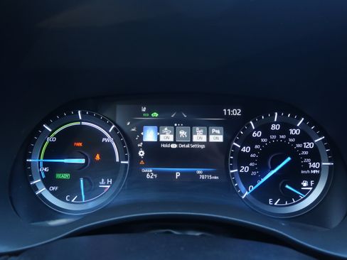 Used 2021 Toyota Highlander Platinum image 28