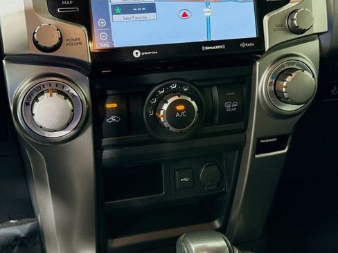 Certified 2020 Toyota 4Runner SR5 Premium AWD/4WD image 16
