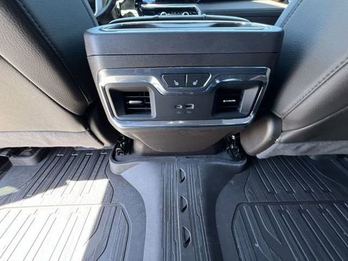Used 2025 GMC Sierra 2500 Denali w/ Denali Reserve Package AWD/4WD image 22