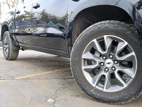 Used 2021 Chevrolet Silverado 1500 RST image 5