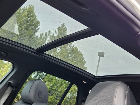Used 2026 BMW X5 xDrive50e w/ M Sport Package AWD/4WD image 18