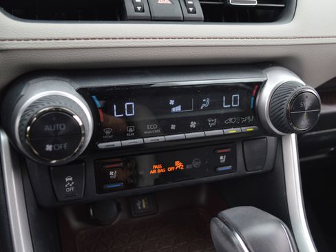 Used 2023 Toyota RAV4 Limited w/ Limited Grade Weather Package AWD/4WD image 23