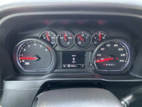 Used 2023 Chevrolet Silverado 2500 Custom w/ Custom Value Package image 33