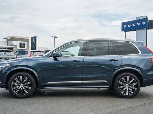 Used 2023 Volvo XC90 B6 Plus w/ Protection Package AWD/4WD image 4