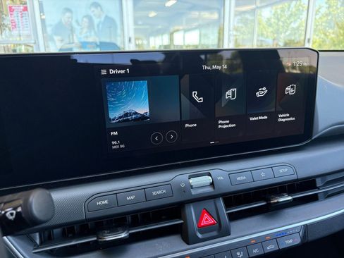 Used 2025 Kia K4 FWD image 21